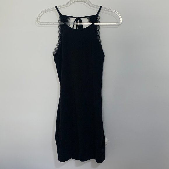 NEW Superdown Lina black open back lace trim dress Size Small - Picture 6 of 11